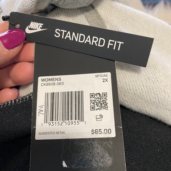 Nike Crop Hoodie - Picture 5 of 6